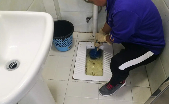 文圣疏通蹲坑